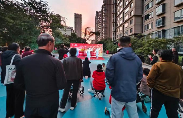 戏韵满社区，文化润民心——薛城区凯润社区“一村一年一场戏”文艺演出圆满举办